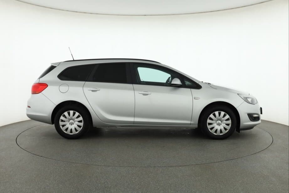 2015 Opel ASTRA - 8