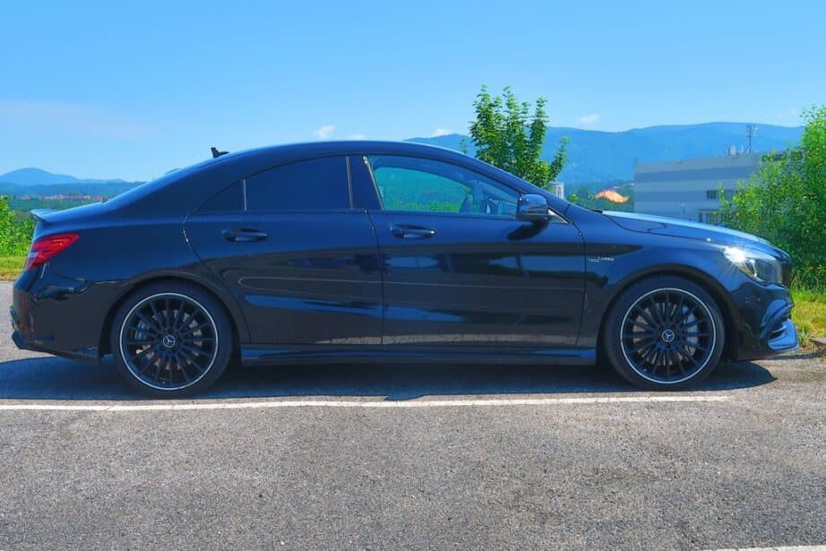 2017 Mercedes-Benz CLA - 8