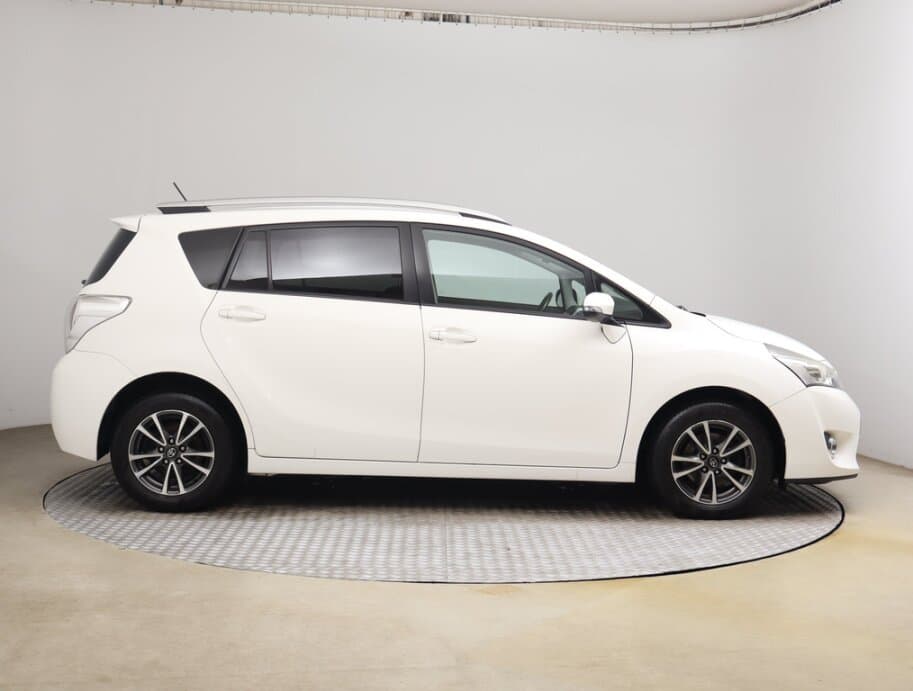 2015 Toyota Verso - 8