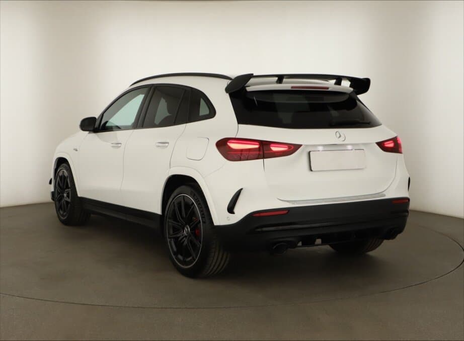 2025 Mercedes-Benz GLA - 5