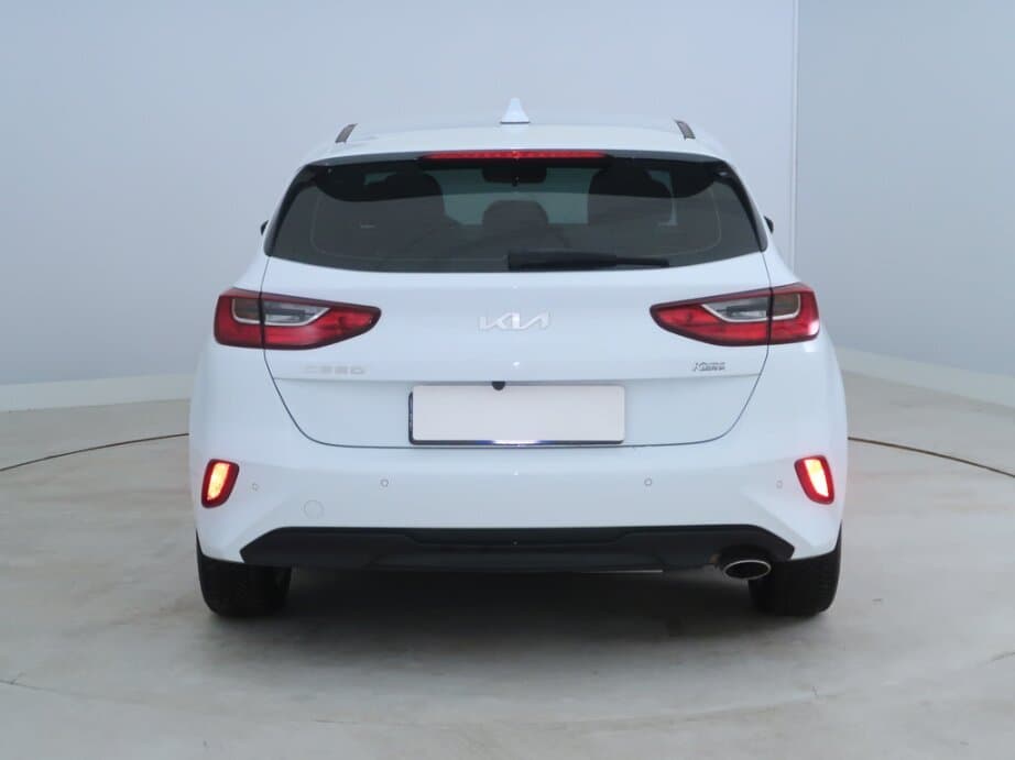 2023 Kia CEE'D - 6