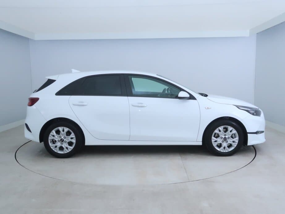 2023 Kia CEE'D - 8