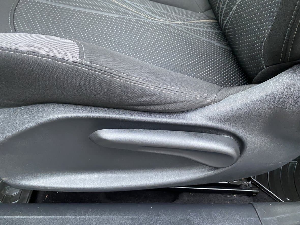 2013 Peugeot 208 - 11