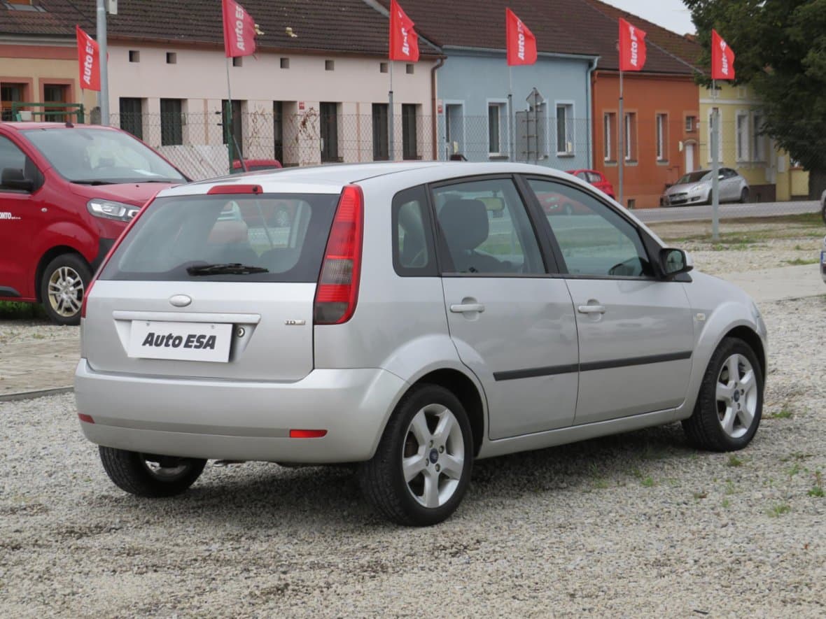 2005 Ford FIESTA - 7