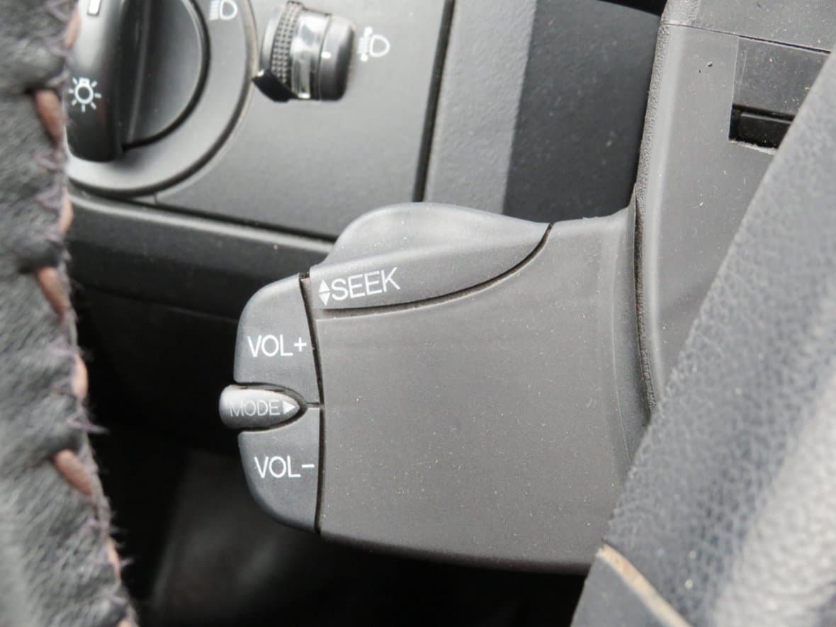2005 Ford FIESTA - 25