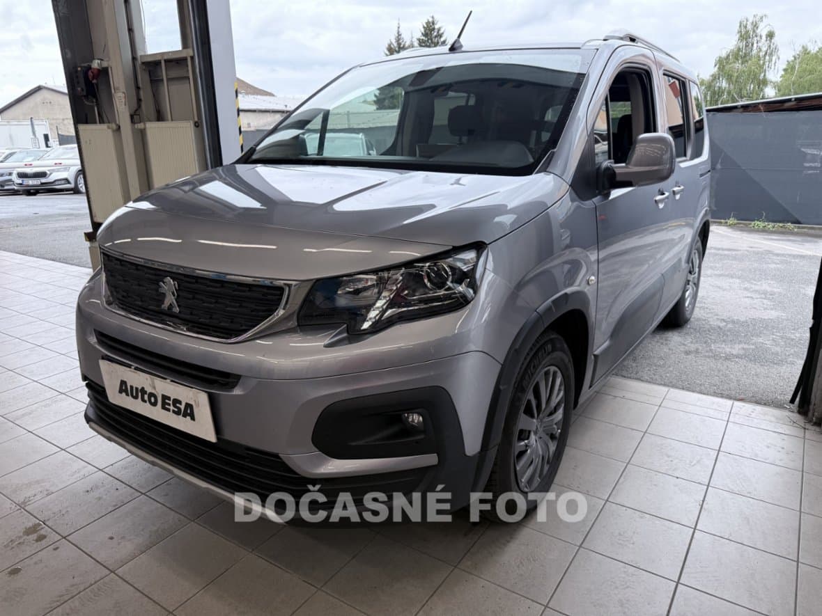 2021 Peugeot RIFTER