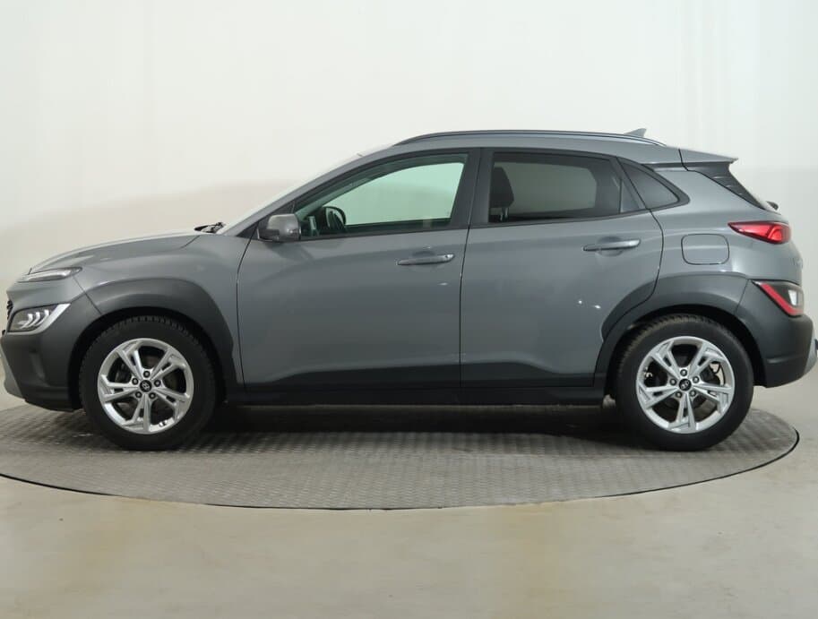 2022 Hyundai KONA - 4