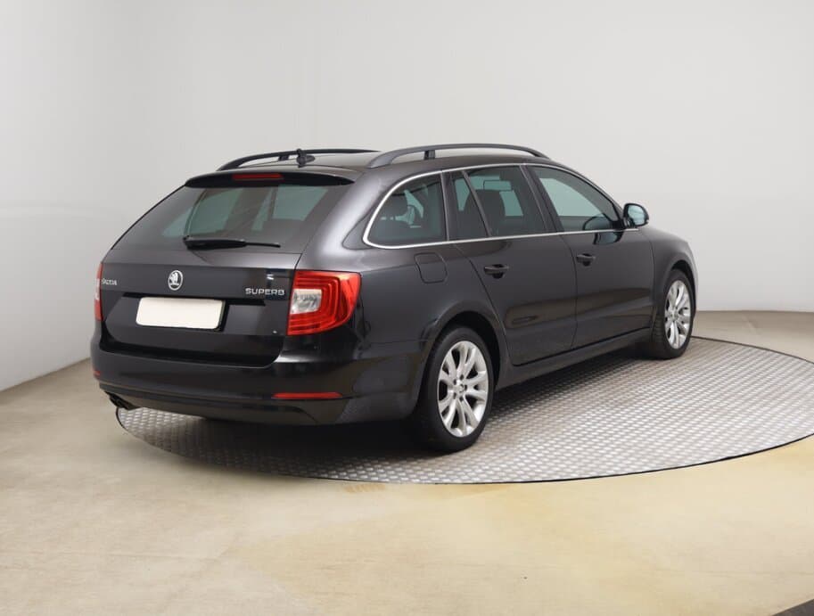 2013 Škoda SUPERB - 7
