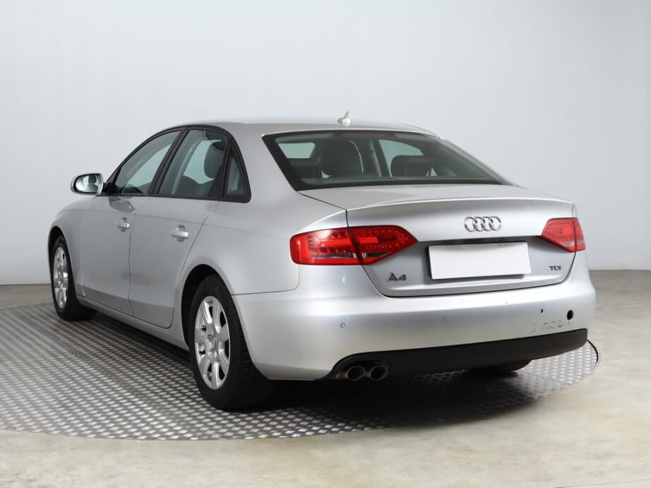 2011 Audi A4 - 5
