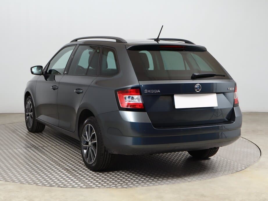 2015 Škoda FABIA - 5