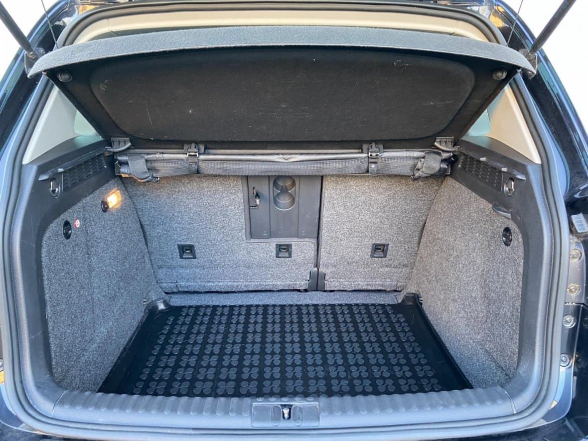 2010 Volkswagen TIGUAN - 7