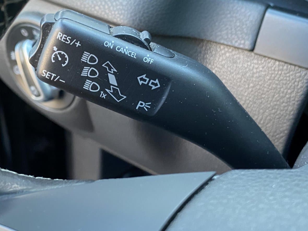 2010 Volkswagen TIGUAN - 13