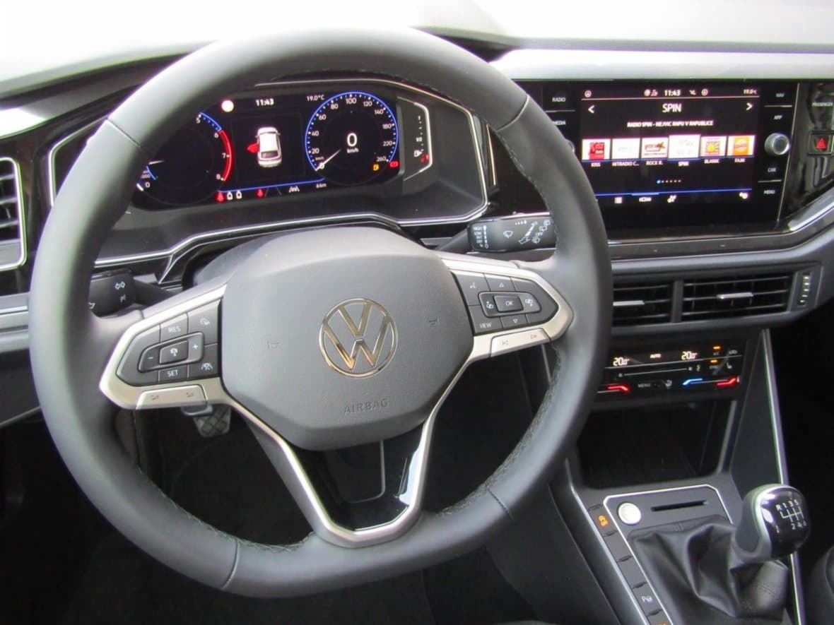 2025 Volkswagen Taigo - 17