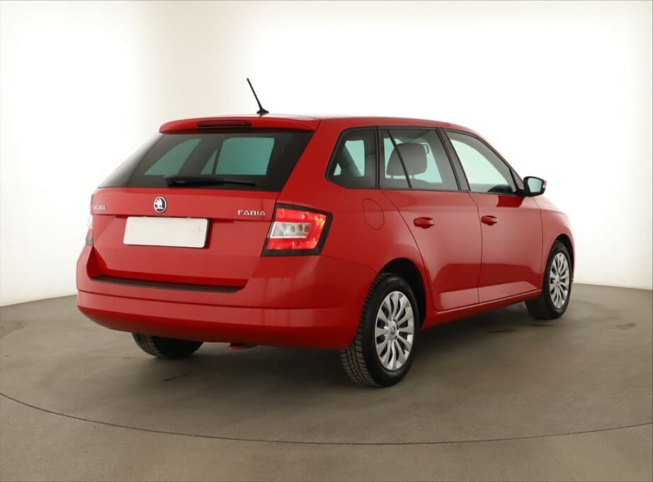 2016 Škoda FABIA - 7
