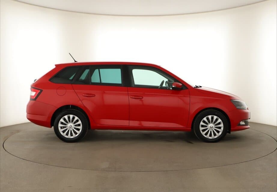 2016 Škoda FABIA - 8