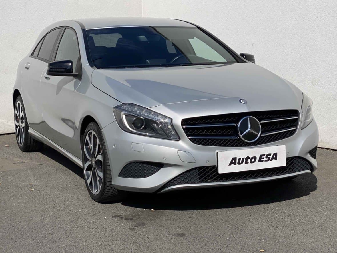 2012 Mercedes-Benz A-CLASS