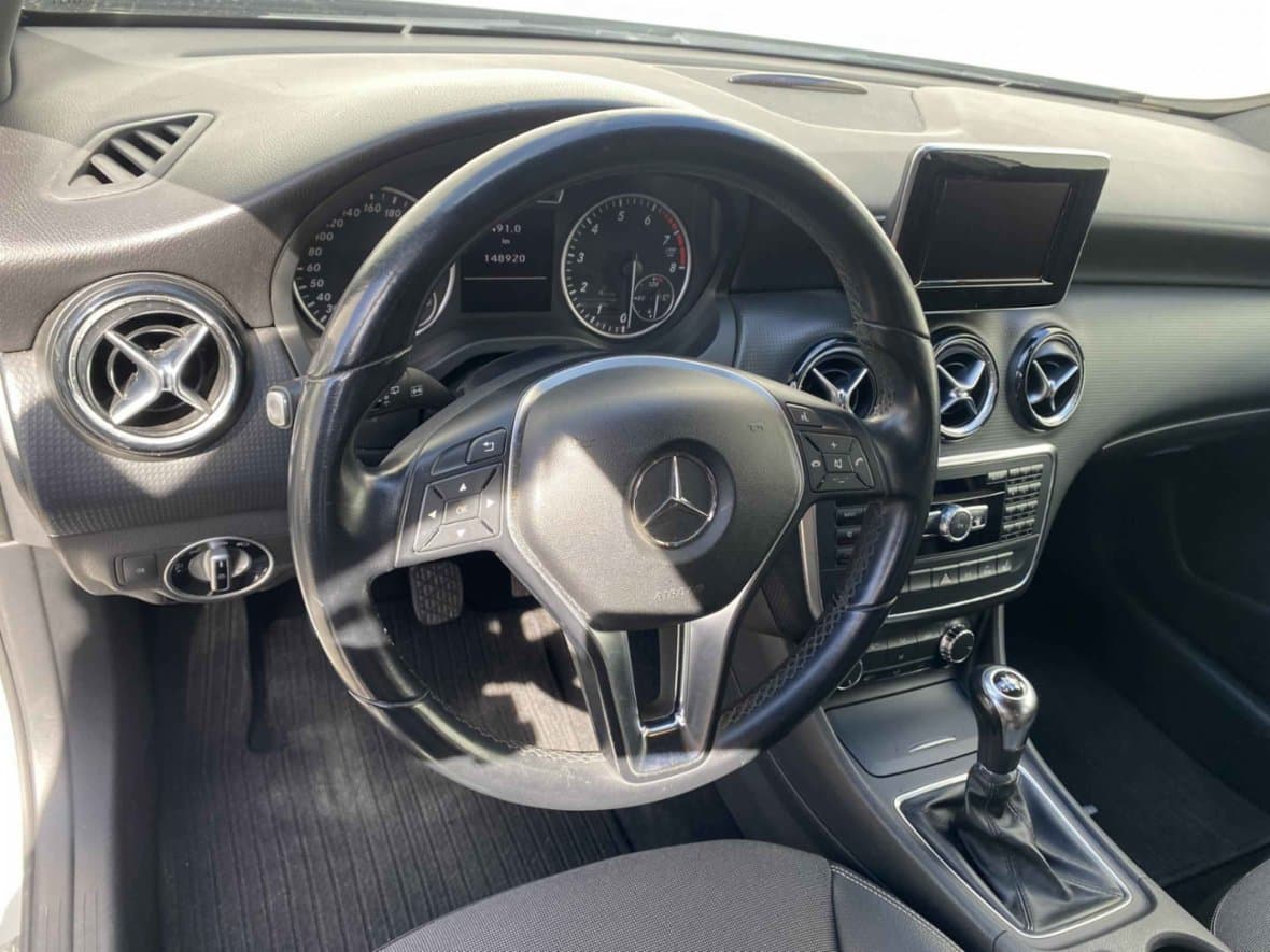 2012 Mercedes-Benz A-CLASS - 13
