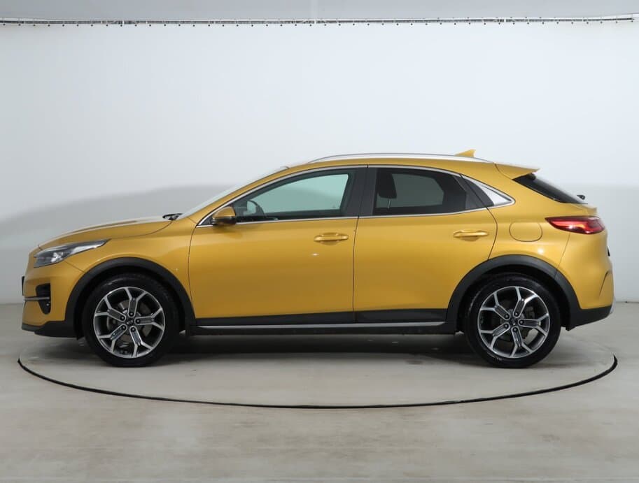 2021 Kia XCEED - 4
