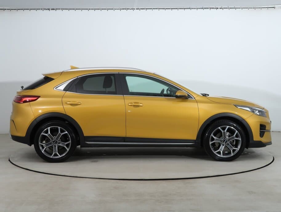 2021 Kia XCEED - 8