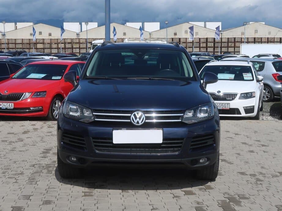 2012 Volkswagen TOUAREG - 2