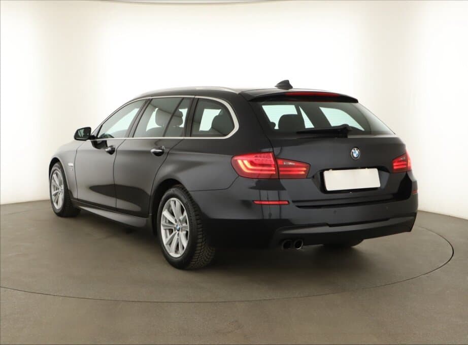 2015 BMW 5-SERIES - 5