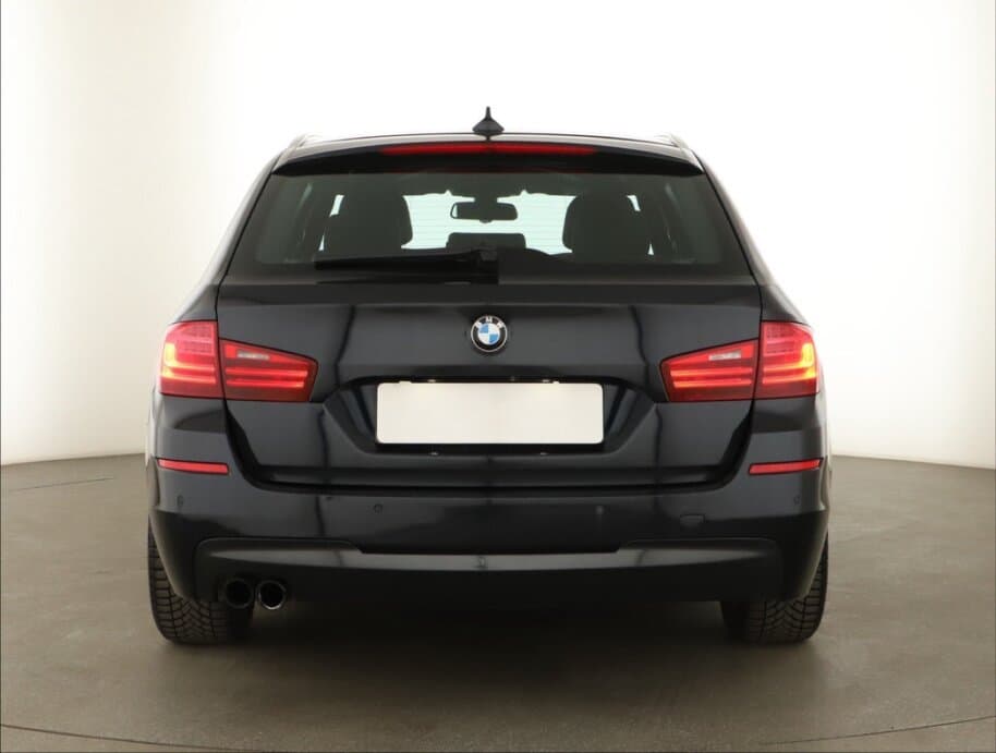 2015 BMW 5-SERIES - 6
