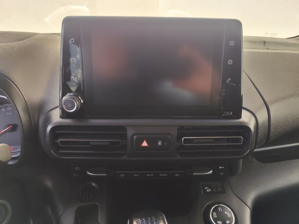 2022 Opel COMBO - 12