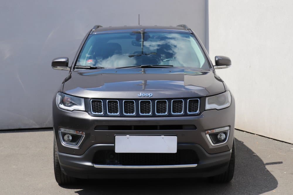 2019 Jeep COMPASS - 2