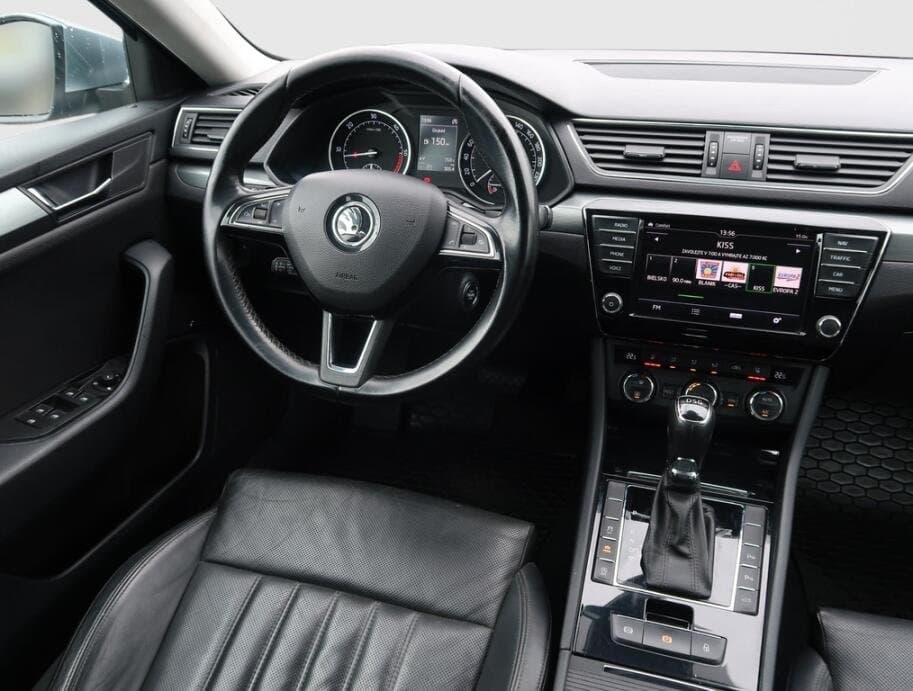 2015 Škoda SUPERB - 9