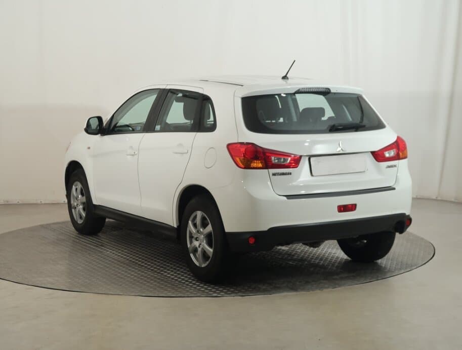 2015 Mitsubishi ASX - 5