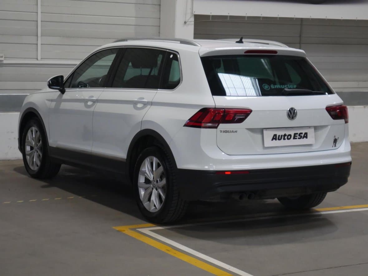 2017 Volkswagen TIGUAN - 6