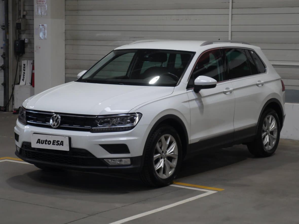 2017 Volkswagen TIGUAN - 3