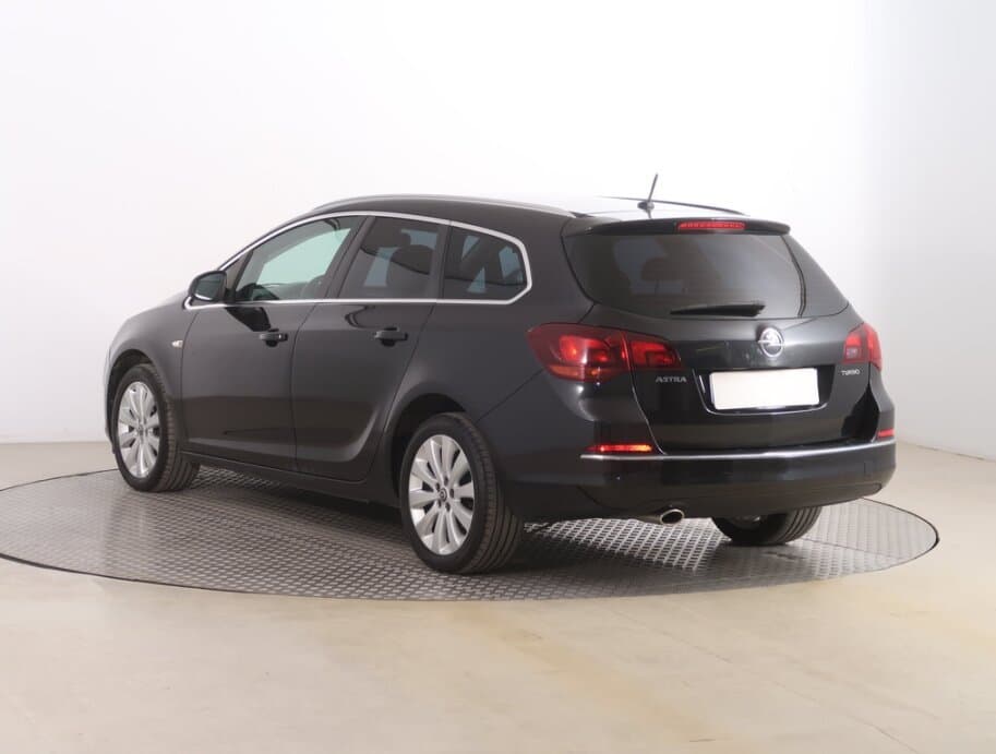 2014 Opel ASTRA - 5