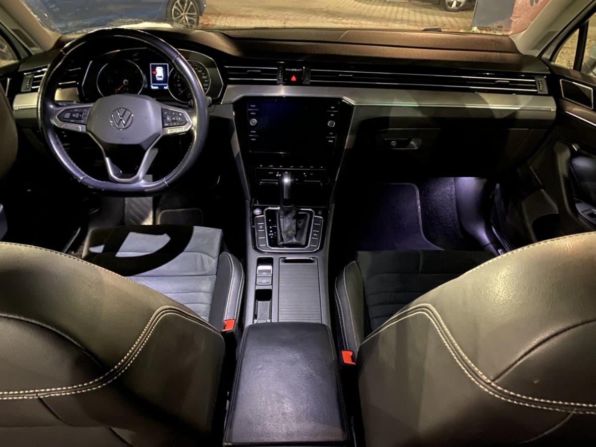 2021 Volkswagen PASSAT - 15