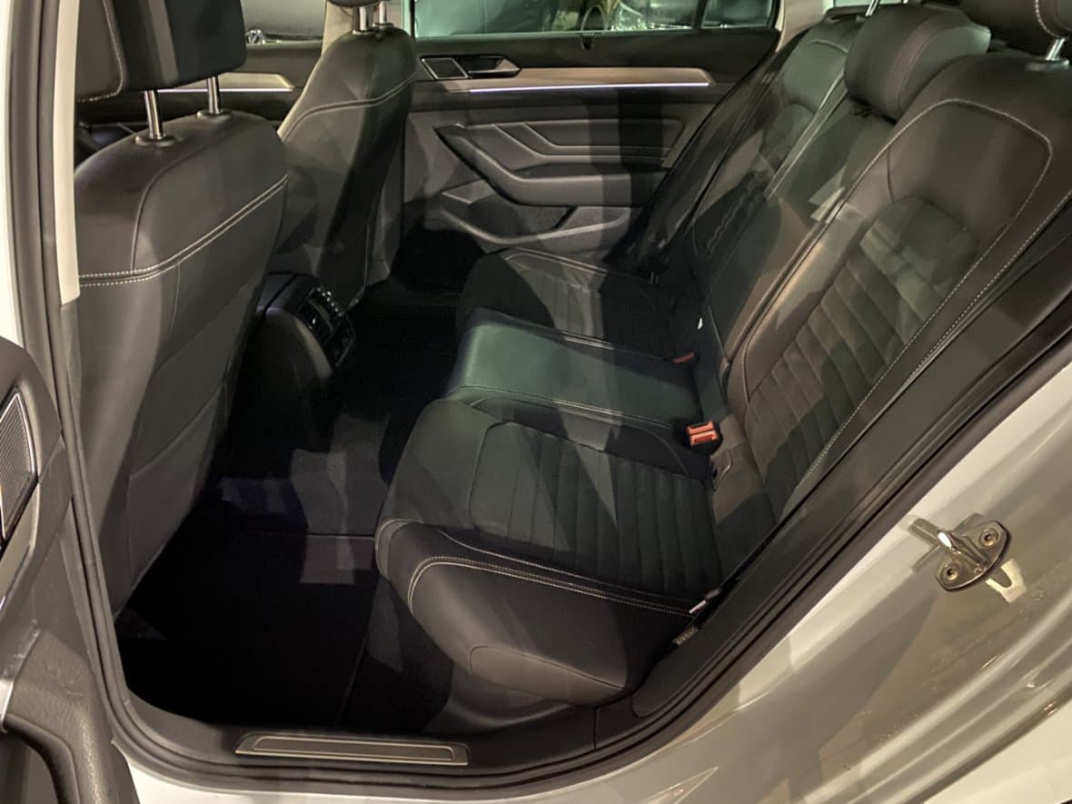 2021 Volkswagen PASSAT - 19