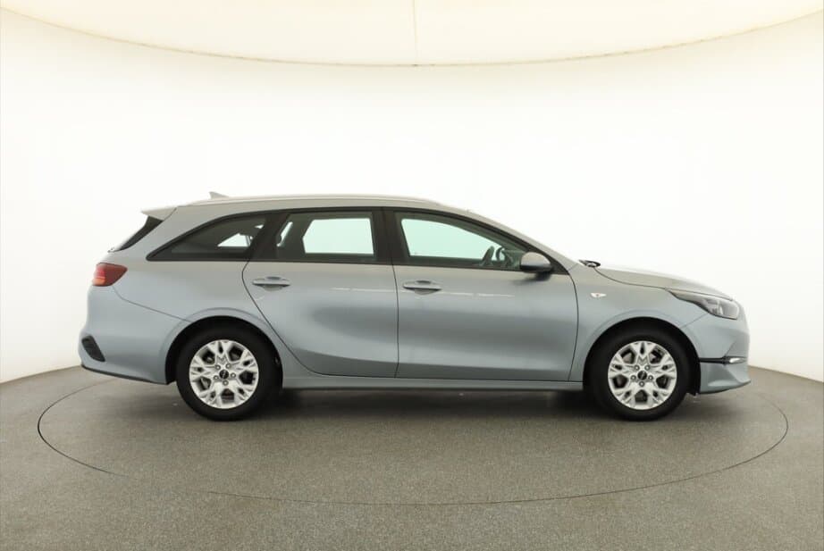 2023 Kia CEE'D - 8