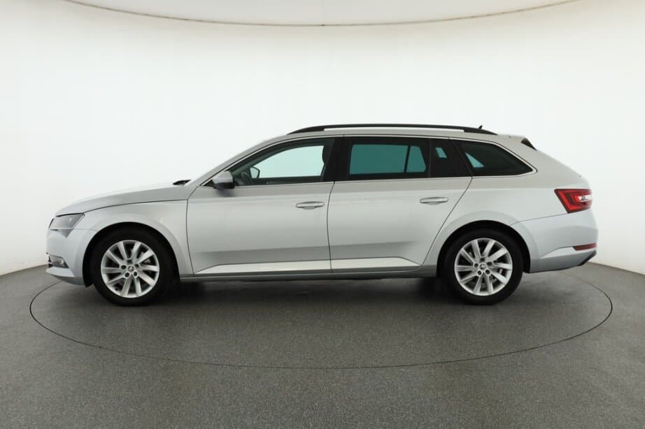 2018 Škoda SUPERB - 4