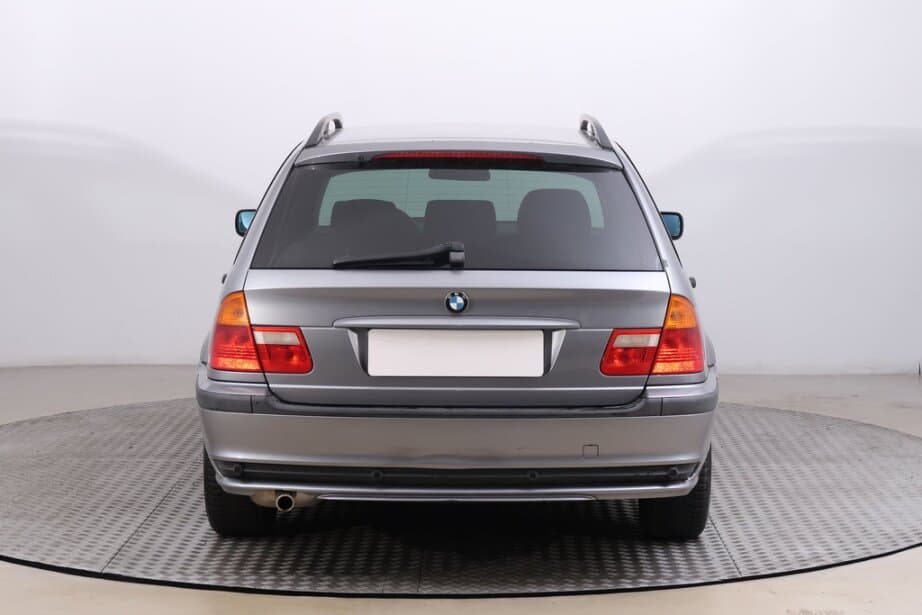 2005 BMW 3-Series - 6