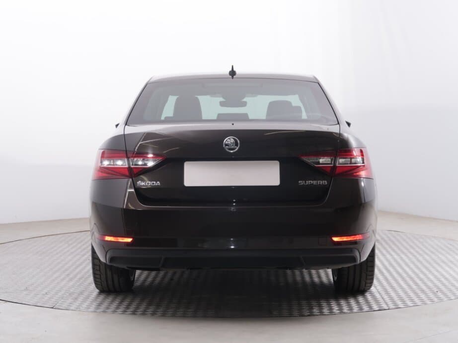 2016 Škoda SUPERB - 6