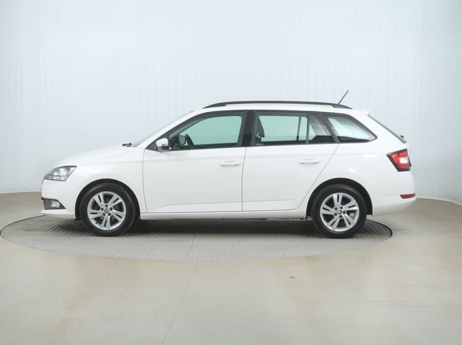 2023 Škoda FABIA - 4