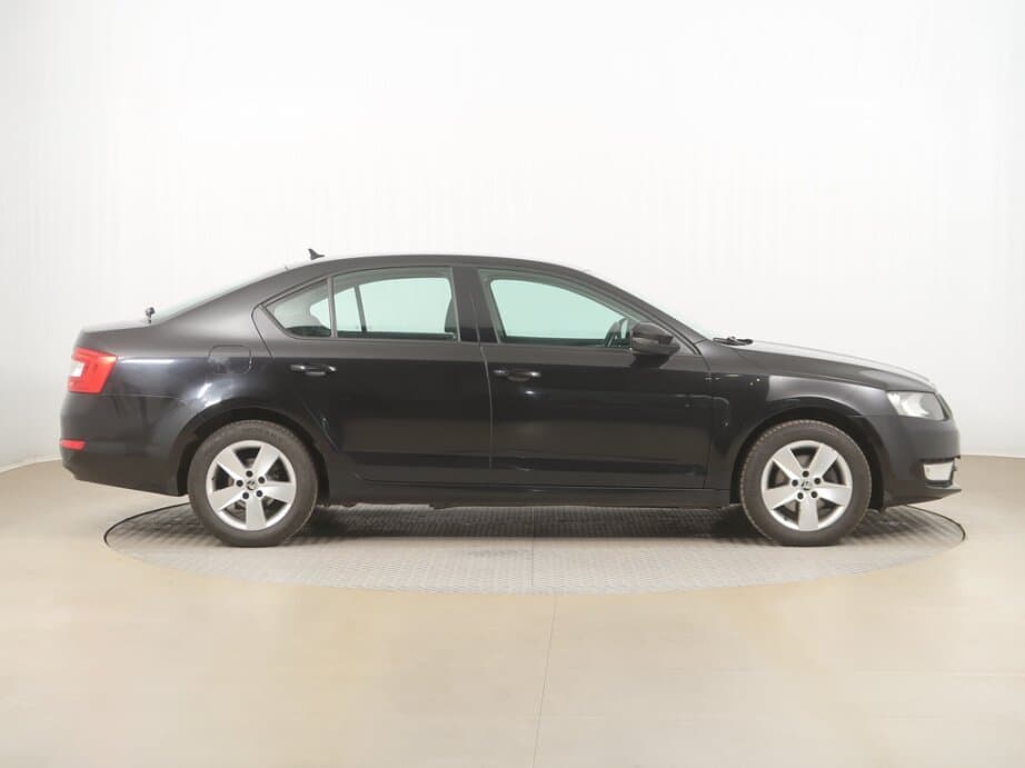 2016 Škoda OCTAVIA - 8