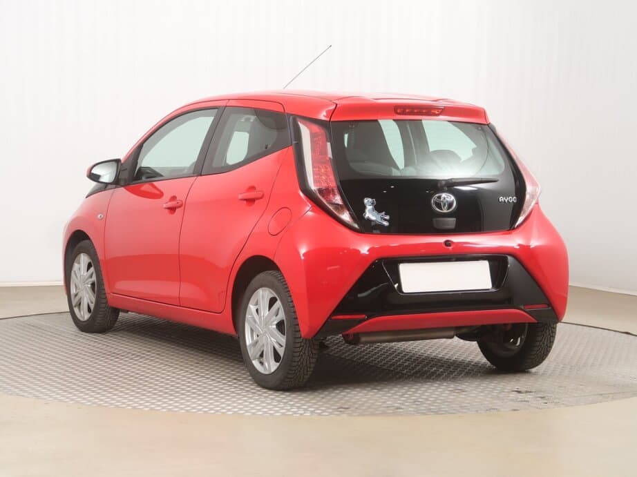 2016 Toyota AYGO - 5