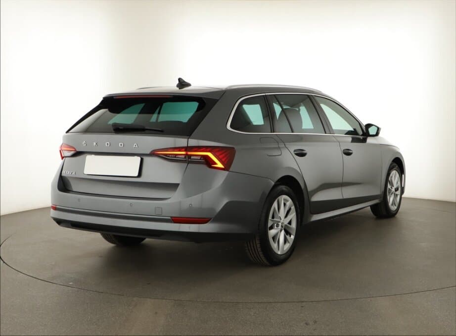 2023 Škoda OCTAVIA - 7