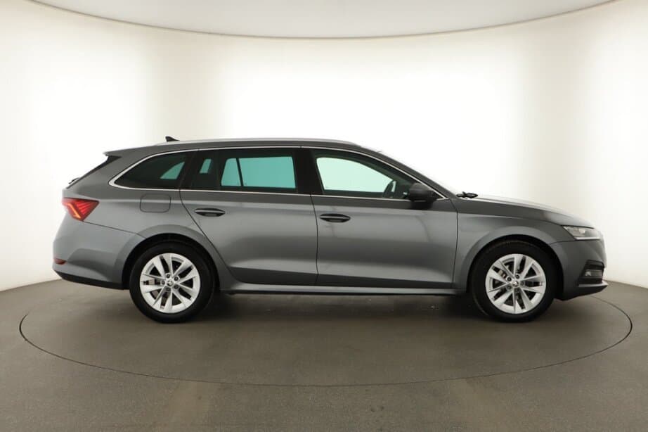 2023 Škoda OCTAVIA - 8
