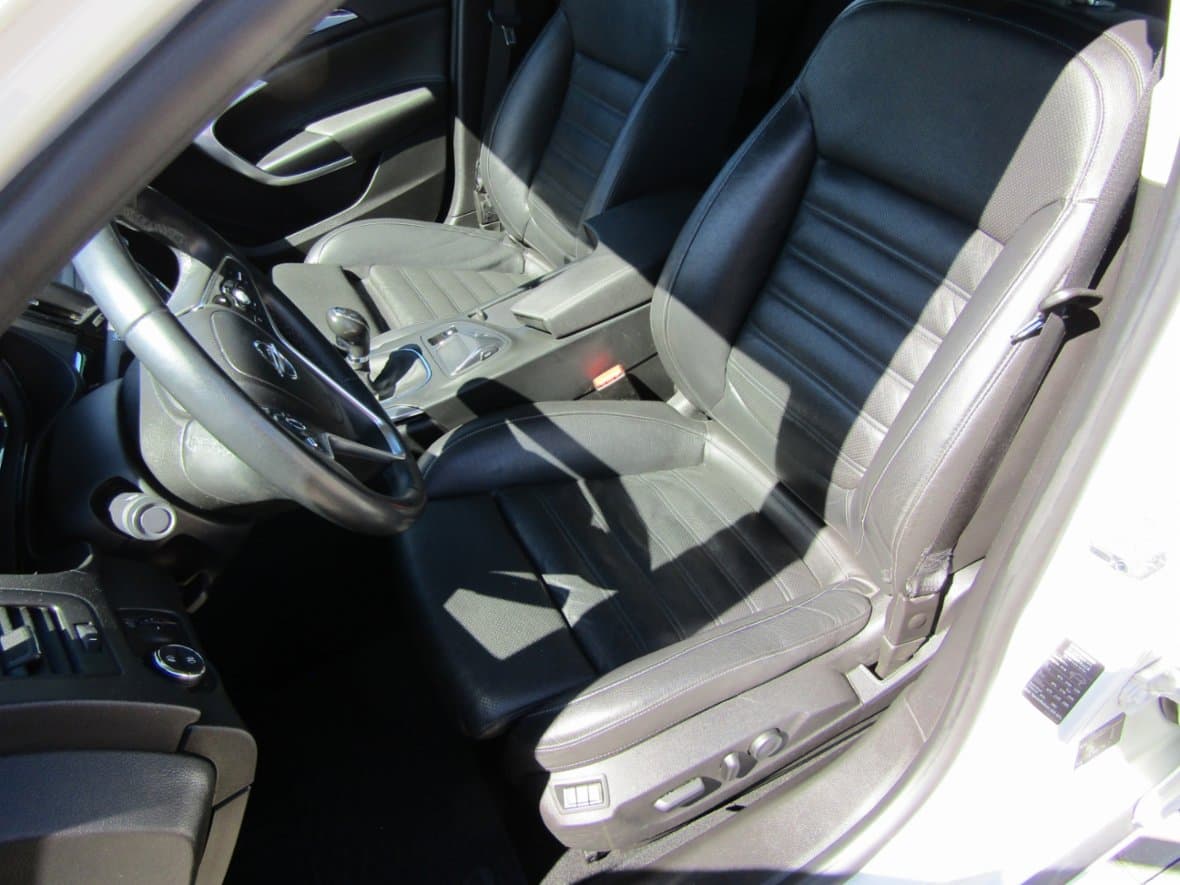 2015 Opel INSIGNIA - 9
