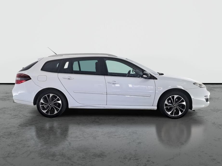 2015 Renault LAGUNA - 8