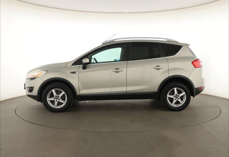 2010 Ford KUGA - 4