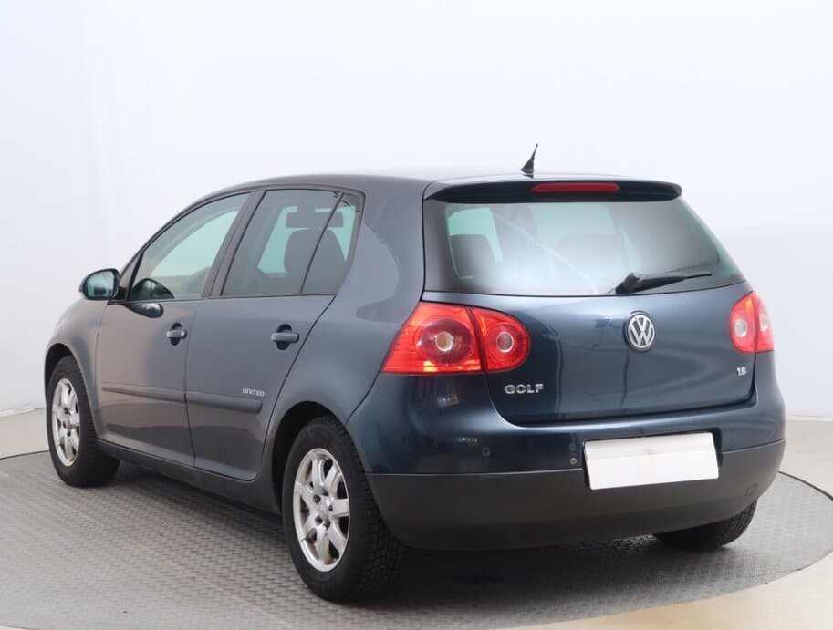 2008 Volkswagen Golf - 5