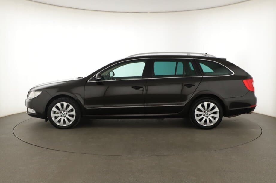 2012 Škoda SUPERB - 4