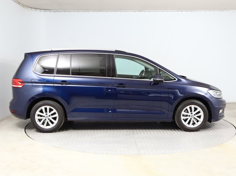 2016 Volkswagen TOURAN - 8